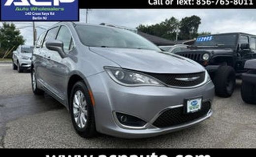 2017 Chrysler Pacifica Touring L