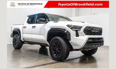 2025 Toyota Tacoma TRD OFF Road