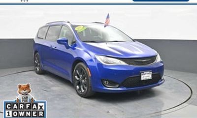 2018 Chrysler Pacifica Touring L Plus