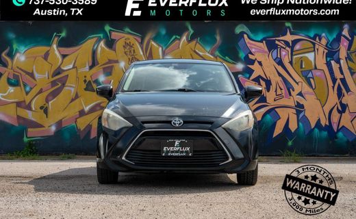 2017 Toyota Yaris IA Base