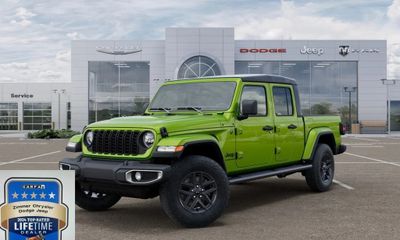 2026 Jeep Gladiator Sport