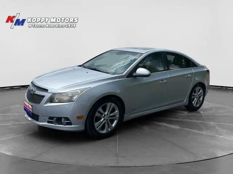 2011 Chevrolet Cruze — a typically priced live listing
