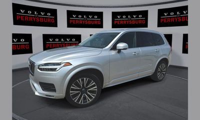 2020 Volvo XC90 Momentum