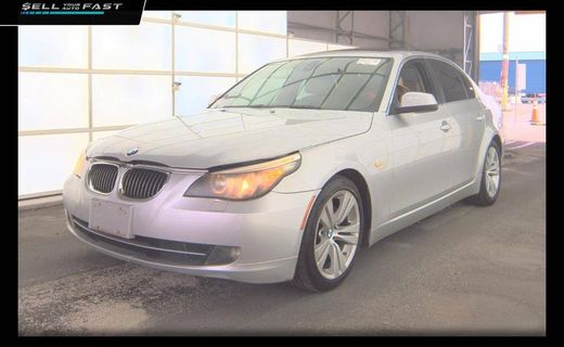 2010 BMW 528I I