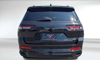 2023 Jeep Grand Cherokee L Summit Reserve