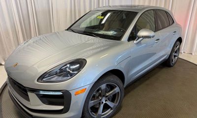 2026 Porsche Macan