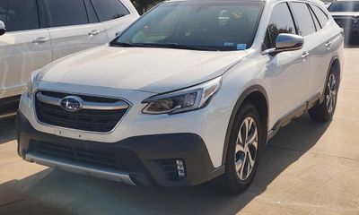 2021 Subaru Outback Touring M R