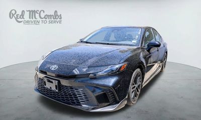 2025 Toyota Camry SE
