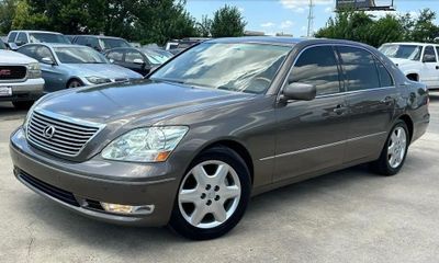2004 Lexus LS 430