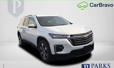 2023 Chevrolet Traverse LT