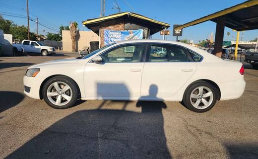 2012 Volkswagen Passat SE