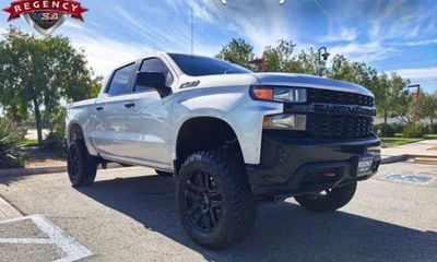 2022 Chevrolet Silverado LTD Trail Boss Custom