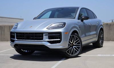2026 Porsche Cayenne Ehybrid Coupe NEW