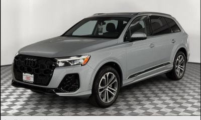 2026 Audi Q7 Quattro Premium
