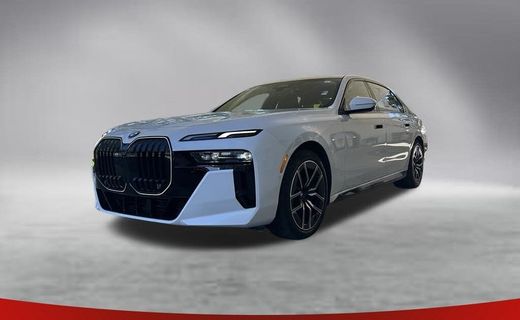 2026 BMW 740i