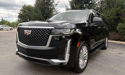 2023 Cadillac Escalade ESV Premium Luxury