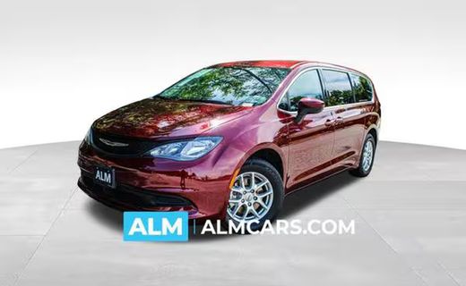 2023 Chrysler Voyager LX