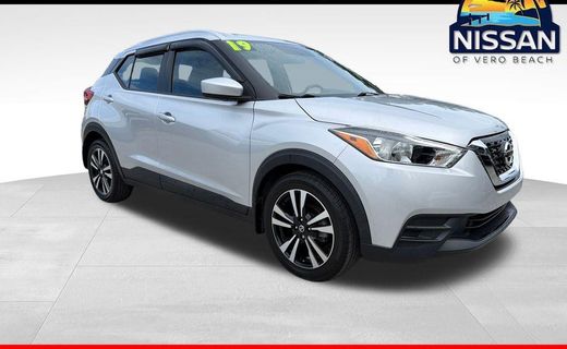 2019 Nissan Kicks S