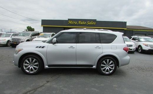 2011 Infiniti QX56 With Split Bench
