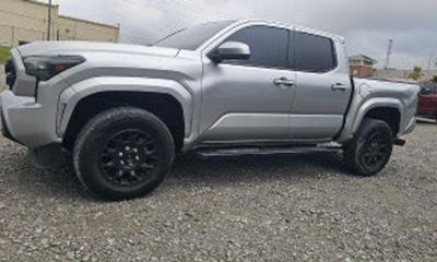 2024 Toyota Tacoma SR5