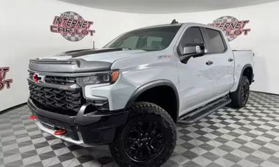 2025 Chevrolet Silverado ZR2