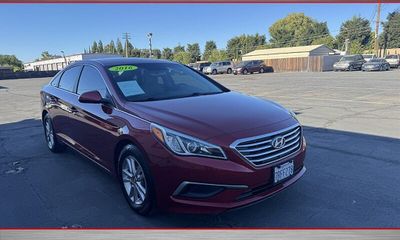 2016 Hyundai Sonata SE