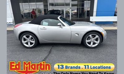 2006 Pontiac Solstice Convertible