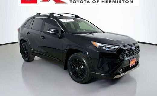 2023 Toyota RAV4 SE