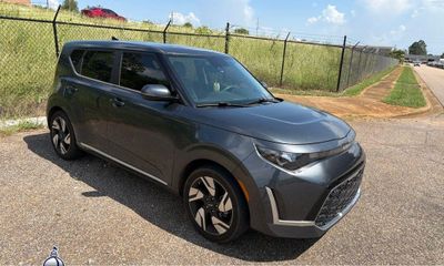 2024 Kia Soul GT Line