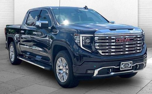 2023 GMC Sierra Denali