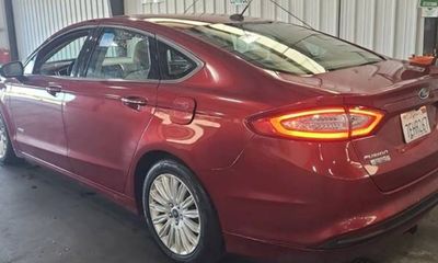 2014 Ford Fusion SE