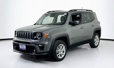 2022 Jeep Renegade Latitude Longitude