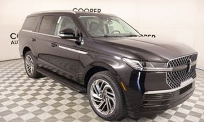 2026 Lincoln Navigator Premier