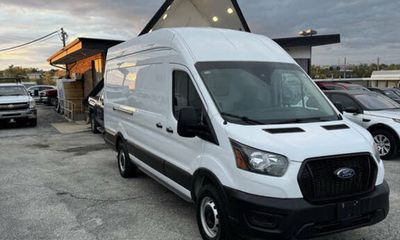 2023 Ford Transit 250 High Roof