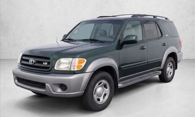 2002 Toyota Sequoia SR5