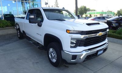 2024 Chevrolet Silverado HD LT