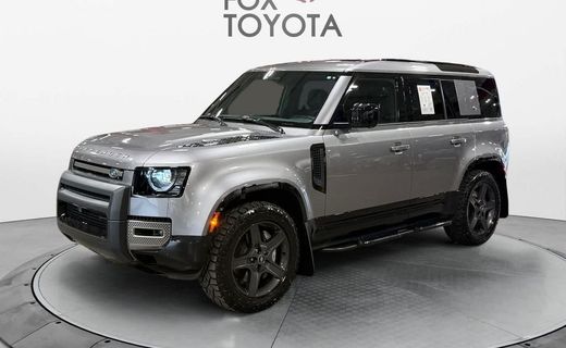 2022 Land Rover Defender 110 SE