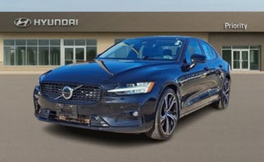 2024 Volvo S60 Plus Dark