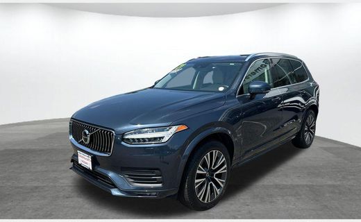 2021 Volvo XC90 Momentum
