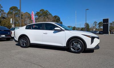 2026 Kia K4 LX LXS