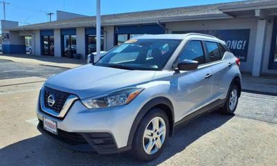 2018 Nissan Kicks S