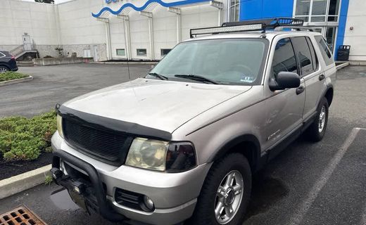 2004 Ford Explorer XLT