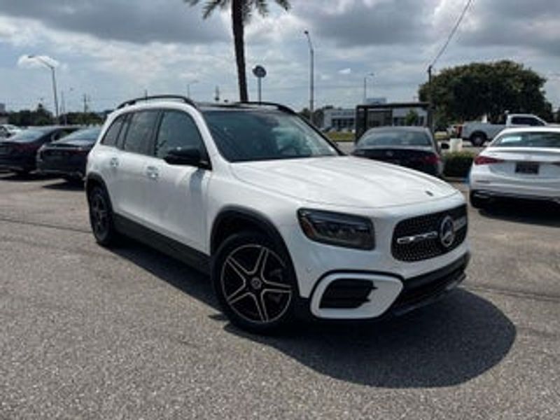 2025 Mercedes Benz Glb Class — a typically priced live listing