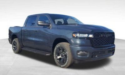 2025 GMC Sierra Elevation