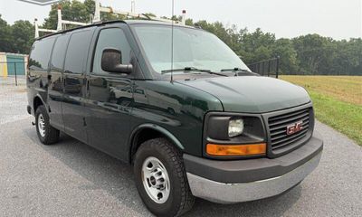 2016 GMC Savana 2500