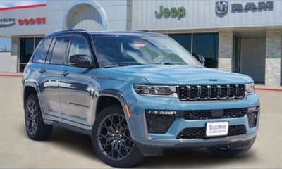 2026 Jeep Grand Cherokee Summit