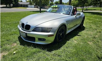 2000 BMW Z3 23 Roadster
