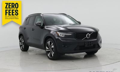 2023 Volvo XC40 Plus Dark