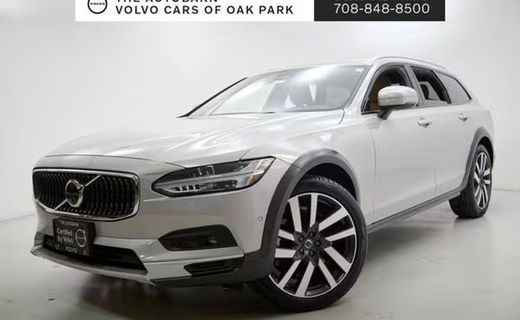 2025 Volvo V90CC Ultra