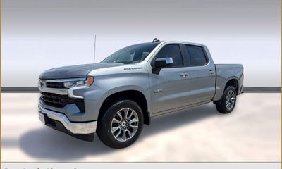 2026 Chevrolet Silverado LT